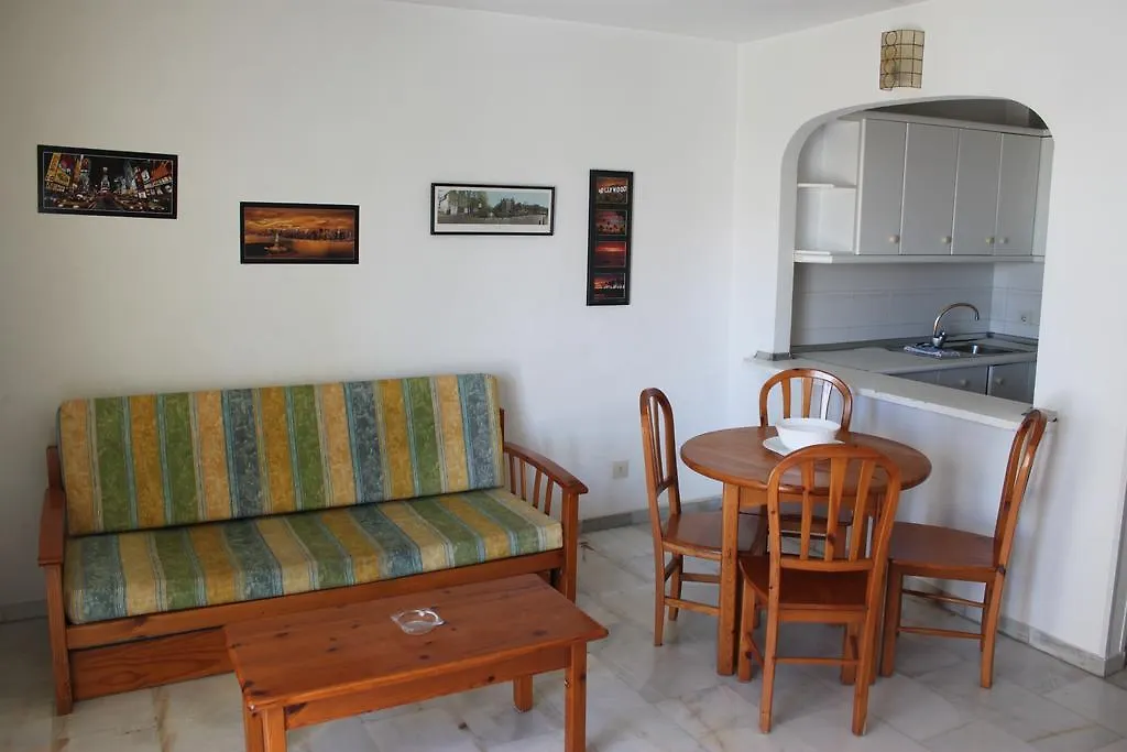 Apartamentos Jardines Del Gamonal Μάλαγα