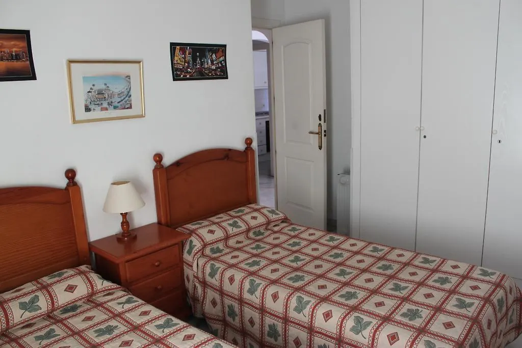 Apartamentos Jardines Del Gamonal Μάλαγα